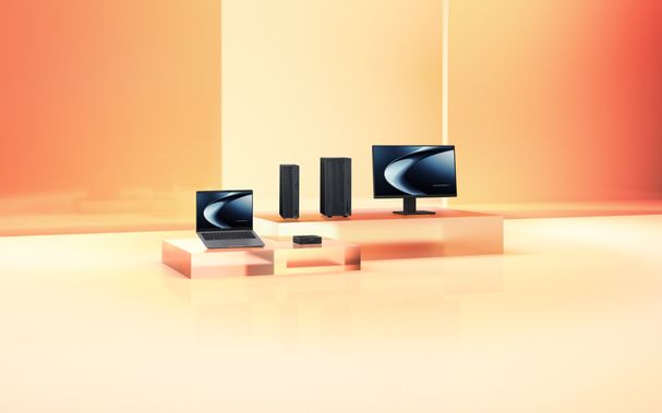 ASUS and AMD Jointly Unveil Full 2025 Expert P Series Lineup  at AMD Press Conference 